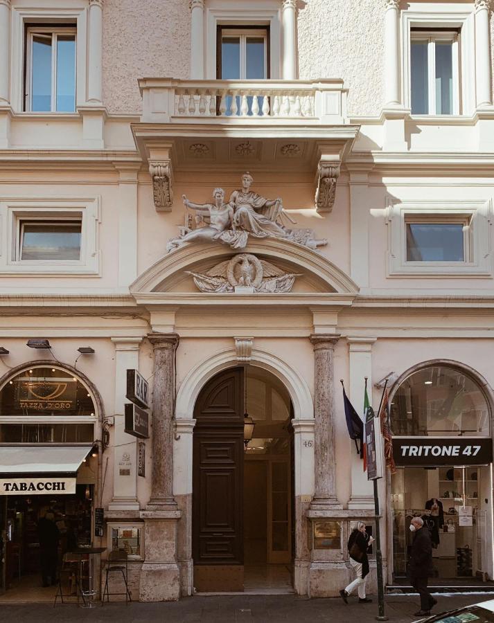 Residenza Tritone Luxury Guest House Trevi Fountain 로마 외부 사진