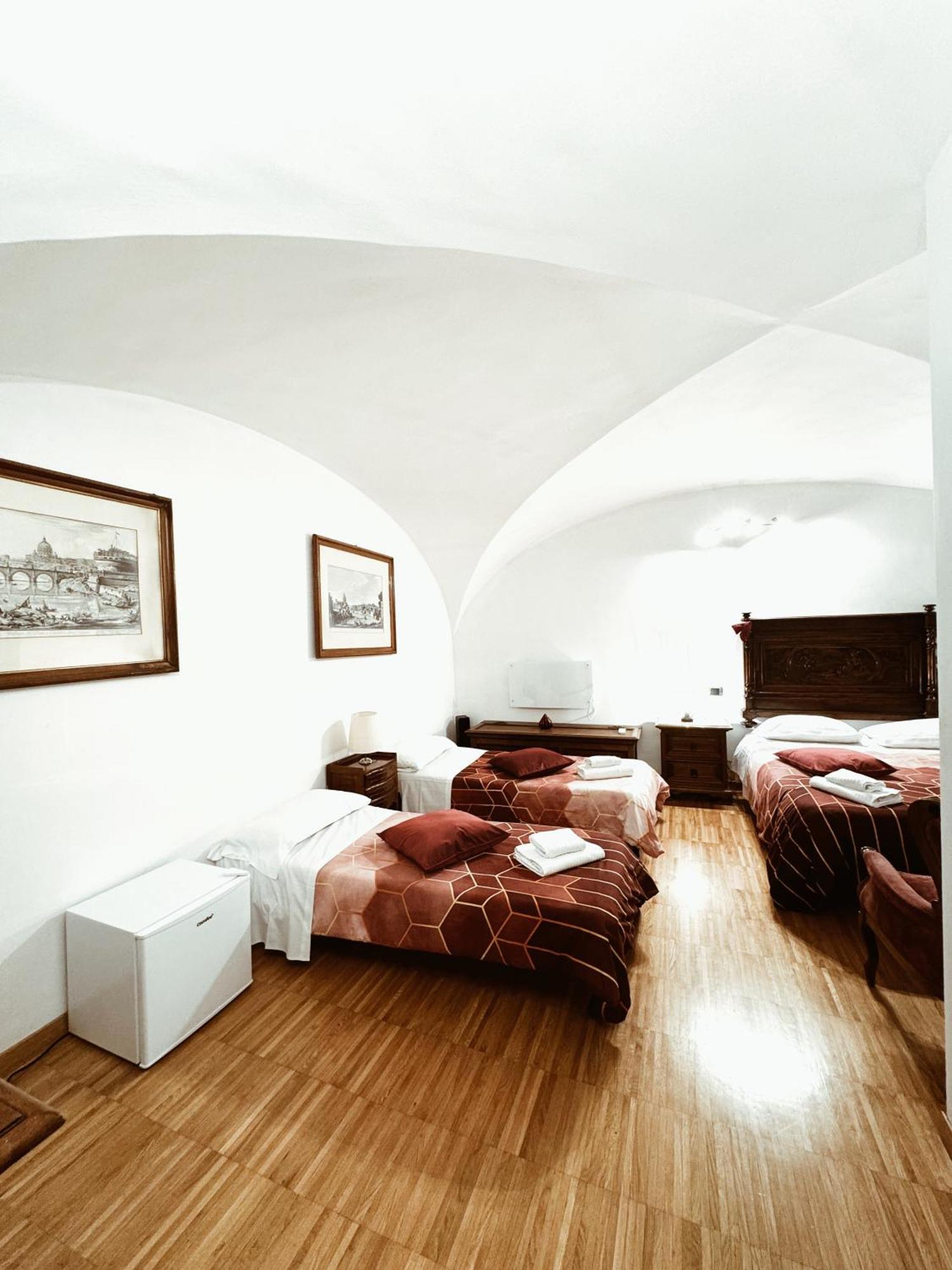 Residenza Tritone Luxury Guest House Trevi Fountain 로마 외부 사진