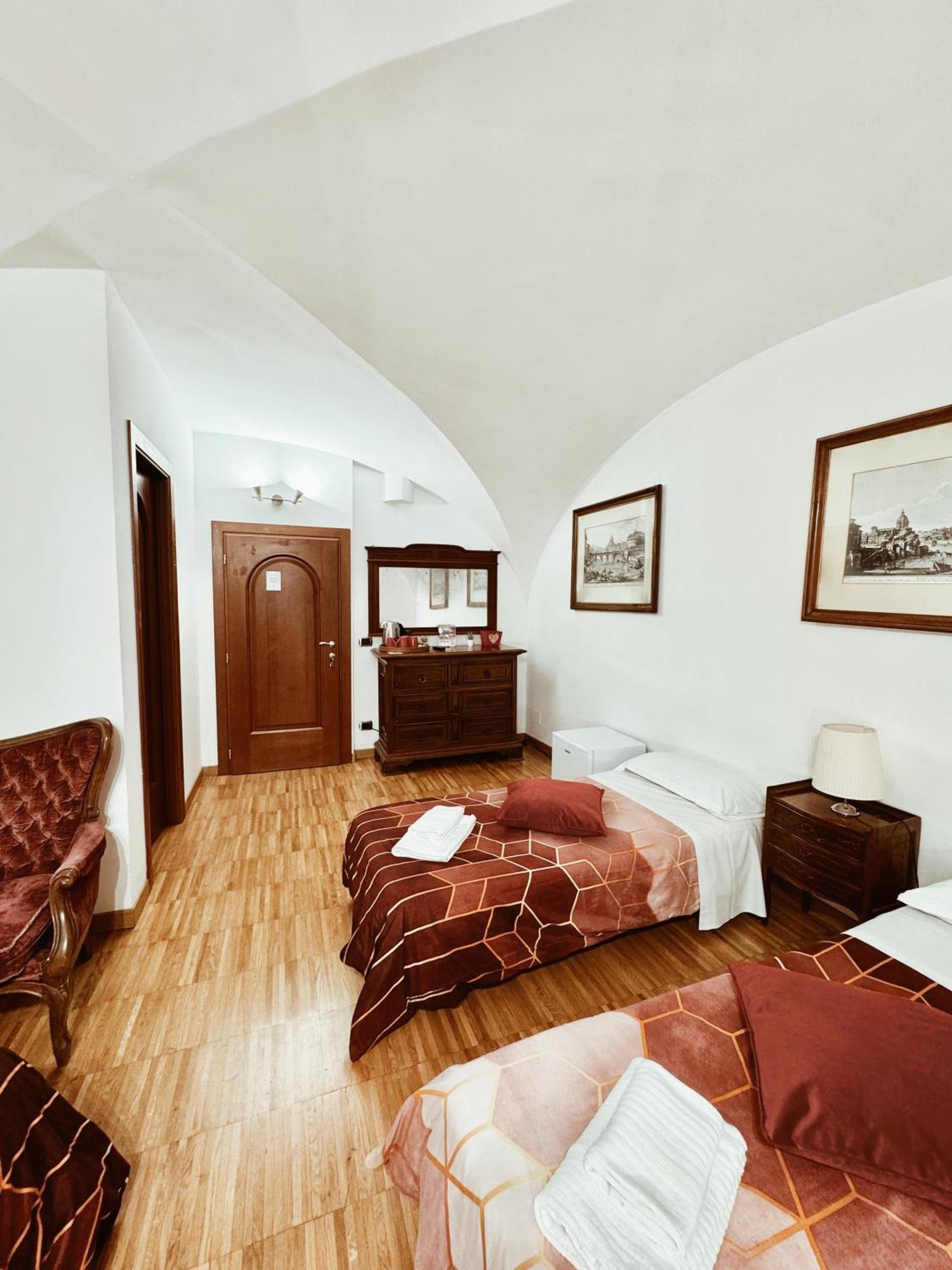 Residenza Tritone Luxury Guest House Trevi Fountain 로마 외부 사진
