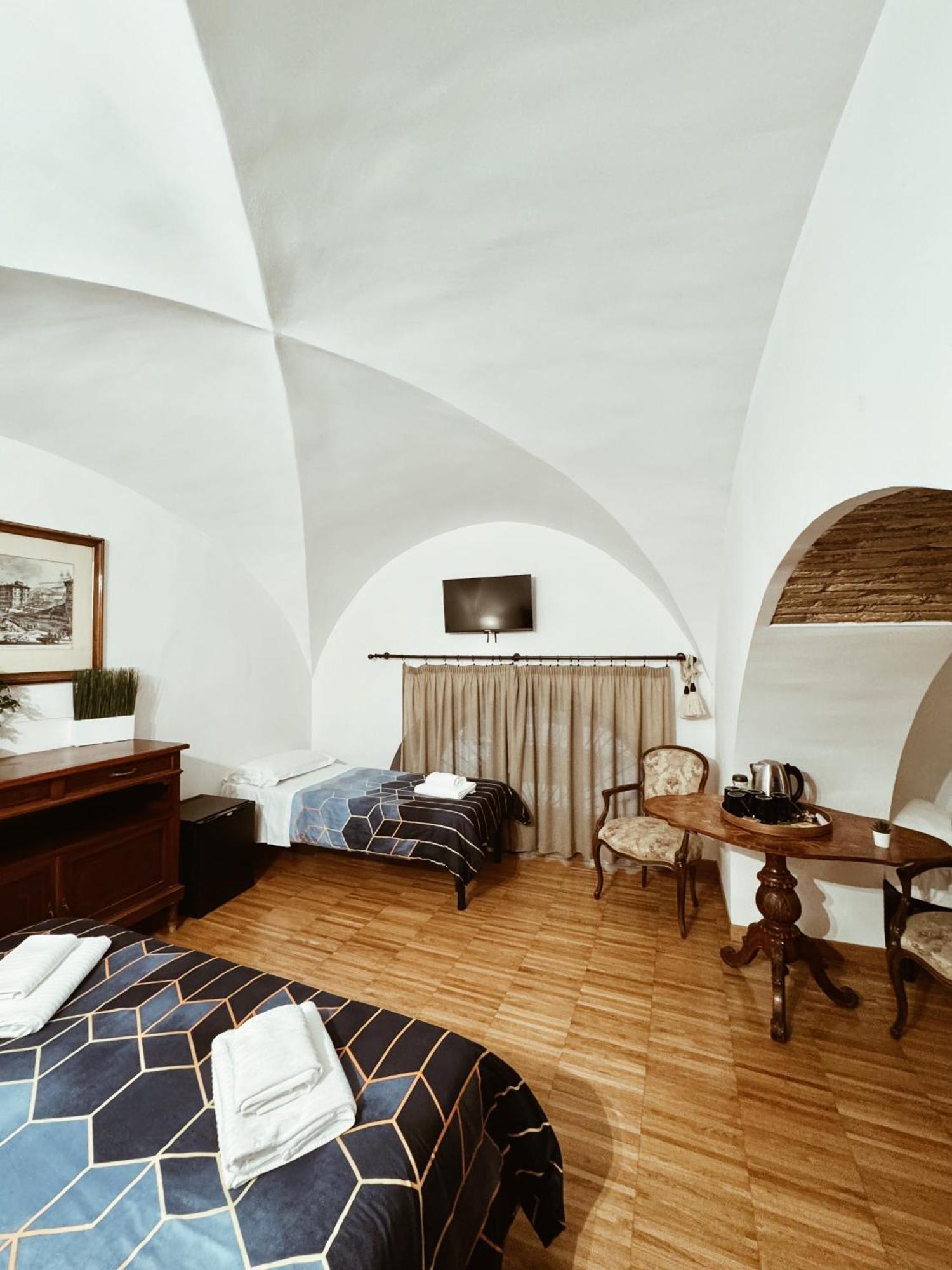 Residenza Tritone Luxury Guest House Trevi Fountain 로마 외부 사진